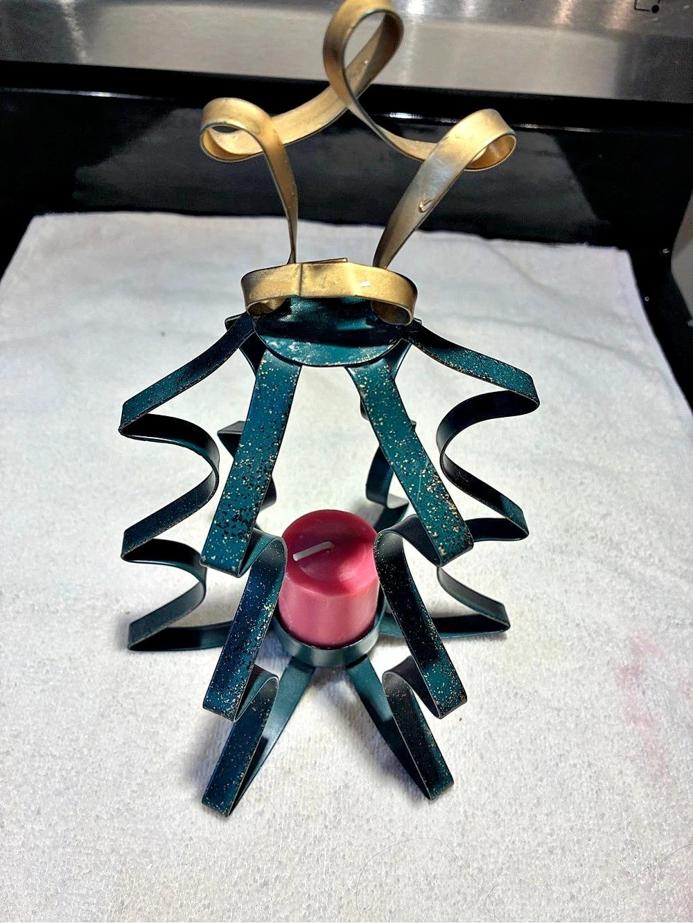 Green & Gold Metal Christmas Tree candle holder